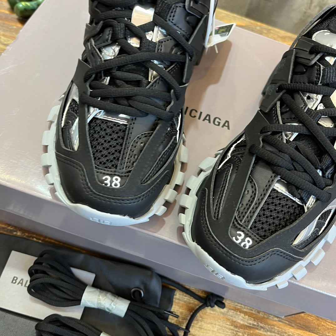 BLCG Sneakers